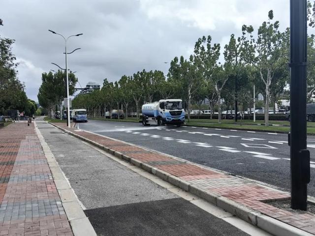 上海市道路保洁人防洗消现场演练在浦东举行(图3)