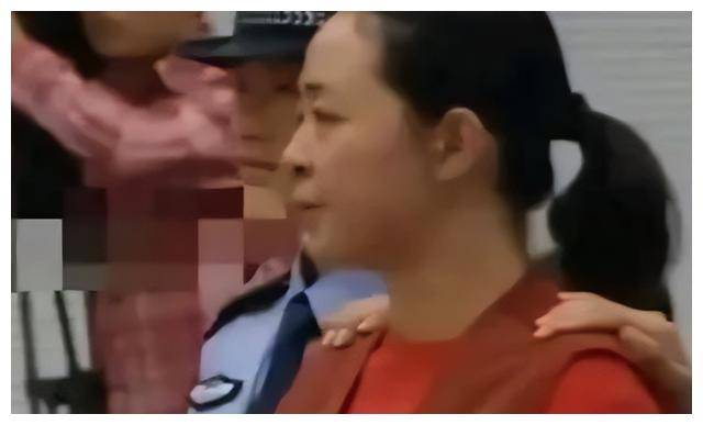 保姆受辱多年为何始终不逃？背后原因至今无人知晓爱体育网址(图5)